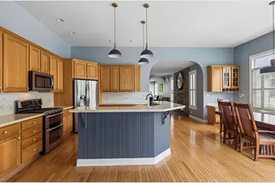 6598 Revere Court, Gurnee, IL 60031 - Photo 9