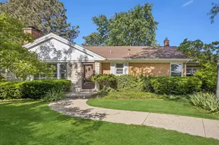 1024 S Spring Ave, La Grange, IL 60525 - Photo 1