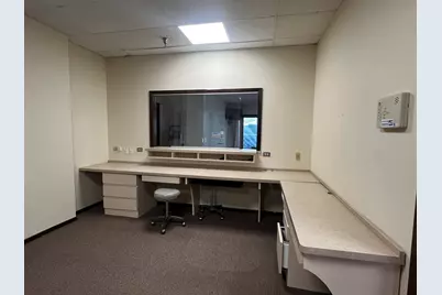 9944 S Roberts Road #107, Palos Hills, IL 60465 - Photo 5