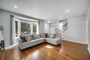 2910 N Neva Ave, Chicago, IL 60634 - Photo 7