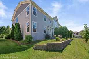 516 Pershing Ct, Barrington, IL 60010 - Photo 29
