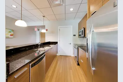 1570 Elmwood Avenue #909, Evanston, IL 60201 - Photo 27