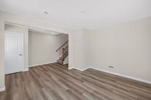 2635 Lohan Wy, Hoffman Estates, IL 60192 - Photo 23