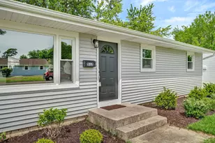 512 N Westlawn Ave, Aurora, IL 60506 - Photo 3