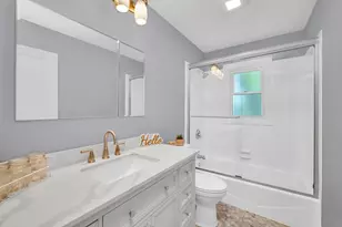 512 N Westlawn Ave, Aurora, IL 60506 - Photo 17