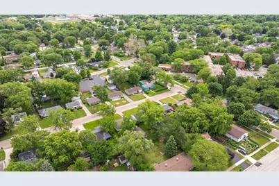 512 N Westlawn Avenue, Aurora, IL 60506 - Photo 31