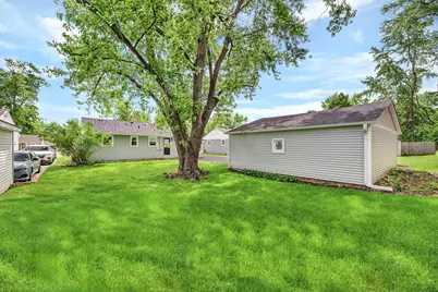 512 N Westlawn Avenue, Aurora, IL 60506 - Photo 23