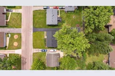 512 N Westlawn Avenue, Aurora, IL 60506 - Photo 29