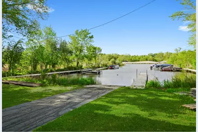 26427 W Prospect Avenue, Antioch, IL 60002 - Photo 19