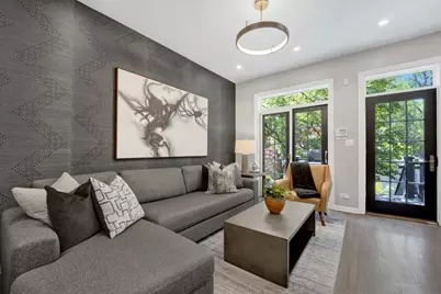 828 S Bell Avenue, Chicago, IL 60612 - Photo 11