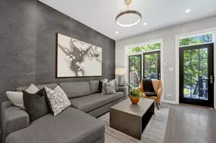 828 S Bell Ave, Chicago, IL 60612 - Photo 11