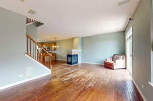 214 Cassidy Ln, Elgin, IL 60124 - Photo 9