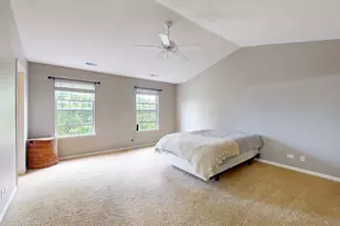 214 Cassidy Ln, Elgin, IL 60124 - Photo 19