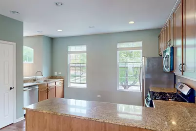 214 Cassidy Lane, Elgin, IL 60124 - Photo 3