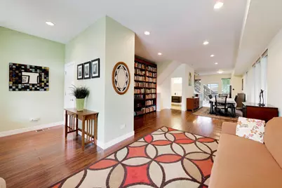 3526 W McLean Avenue, Chicago, IL 60647 - Photo 9