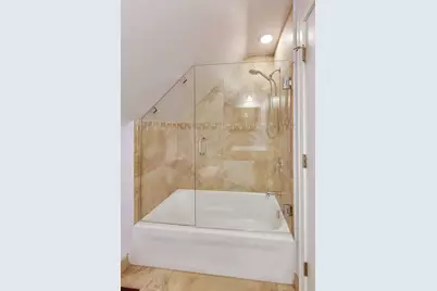 3526 W McLean Avenue, Chicago, IL 60647 - Photo 39