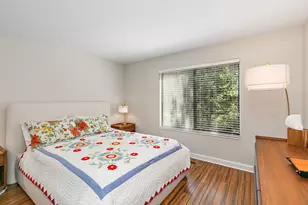 256 Thornhill Ln, Lake Barrington, IL 60010 - Photo 17