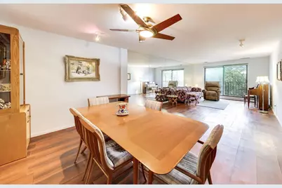 9558 Gross Point Road #A605, Skokie, IL 60076 - Photo 7