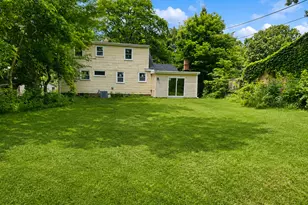 2707 Hampden Ct, Rockford, IL 61107 - Photo 3