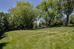 1971 Countryside Dr, Libertyville, IL 60048 - Photo 43