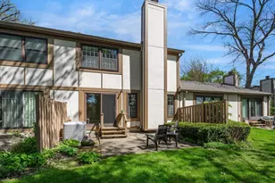 1150 Oakview Dr, Wheaton, IL 60187 - Photo 27