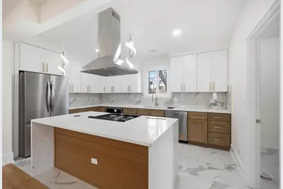 645 E Calhoun Street, Woodstock, IL 60098 - Photo 5