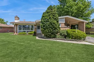 7314 Foster St, Morton Grove, IL 60053 - Photo 1
