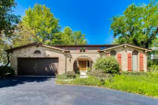 1860 Eastwood Ave, Highland Park, IL 60035 - Photo 1