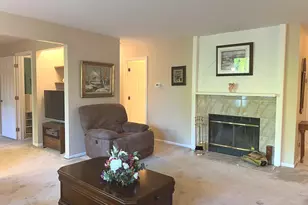 27 Exeter Ct, Naperville, IL 60565 - Photo 7