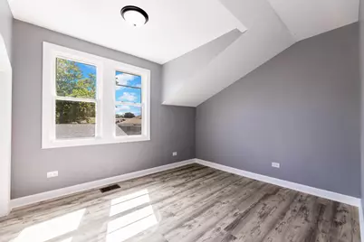 4900 S Laramie Avenue, Chicago, IL 60638 - Photo 11