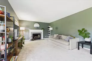 2749 Stuart Kaplan Dr, Aurora, IL 60503 - Photo 13