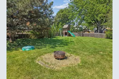 2749 Stuart Kaplan Drive, Aurora, IL 60503 - Photo 25