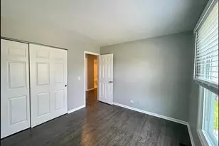 168 Farm Gate Ln, Bolingbrook, IL 60440 - Photo 9