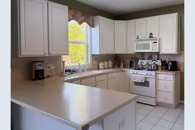 15N805 Pheasant Field Lane, Hampshire, IL 60140 - Photo 9