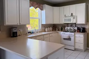 15N805 Pheasant Field Ln, Hampshire, IL 60140 - Photo 9