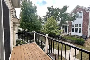 526 Grosvenor Ln, Aurora, IL 60504 - Photo 21
