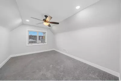 9829 S Claremont Avenue, Chicago, IL 60643 - Photo 13
