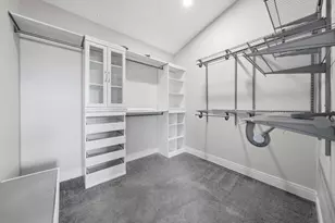 9829 S Claremont Ave, Chicago, IL 60643 - Photo 11