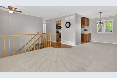 100 Shady Lane, Bolingbrook, IL 60440 - Photo 5