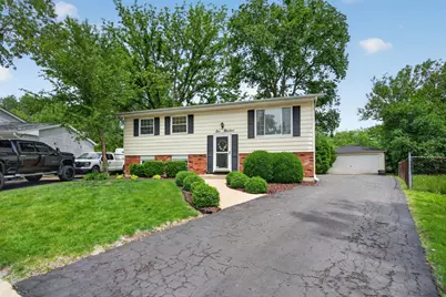 100 Shady Lane, Bolingbrook, IL 60440 - Photo 3