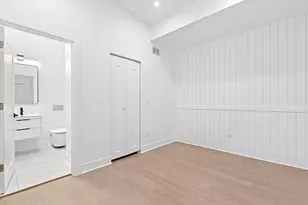 449 N Elizabeth St, Chicago, IL 60642 - Photo 9