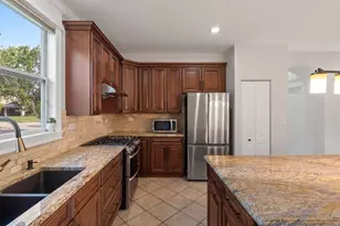 230 Liszka Ln, Oswego, IL 60543 - Photo 13