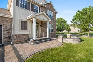 230 Liszka Ln, Oswego, IL 60543 - Photo 3
