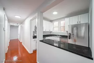 6720 S Paxton Ave, Chicago, IL 60649 - Photo 3