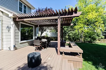 335 Wentworth Lane, Bartlett, IL 60103 - Photo 39