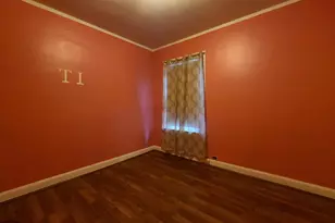 8319 S Crandon Ave, Chicago, IL 60617 - Photo 7