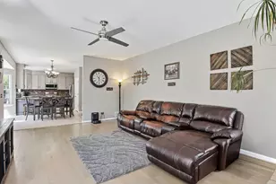 4809 Joyce Ln, McHenry, IL 60050 - Photo 15