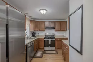 1624 W Weathersfield Way, Schaumburg, IL 60193 - Photo 5