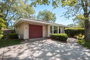 1624 W Weathersfield Way, Schaumburg, IL 60193 - Photo 21