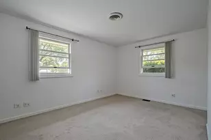 1624 W Weathersfield Way, Schaumburg, IL 60193 - Photo 11